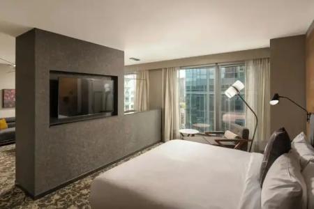 Epicurean Atlanta, Autograph Collection - 48