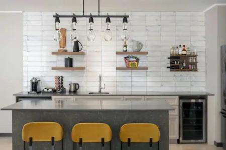 Epicurean Atlanta, Autograph Collection - 107