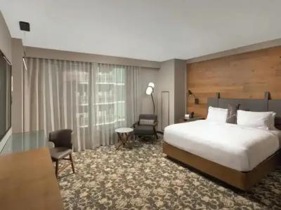 Epicurean Atlanta, Autograph Collection - 35