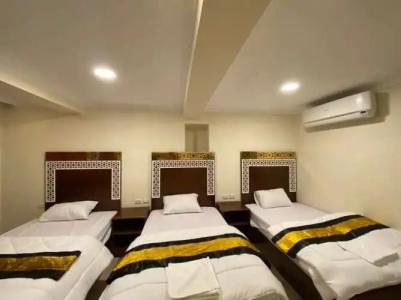 Pyramids Height - 31