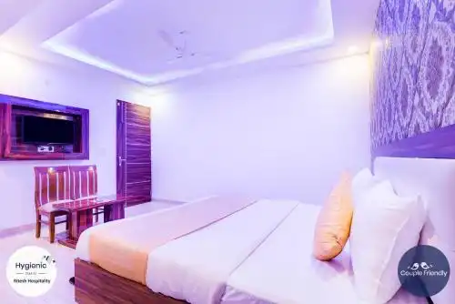 Fabulous - Delhi Airport - 11