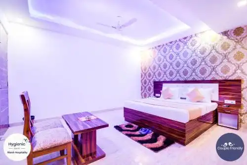 Fabulous - Delhi Airport - 25