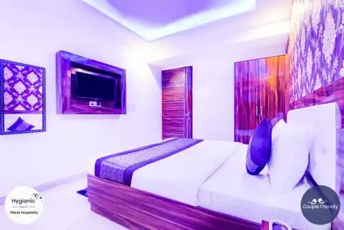 Fabulous - Delhi Airport - 15