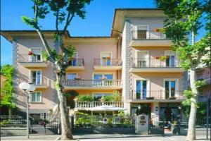 Hotel «Berlino», Каттолика