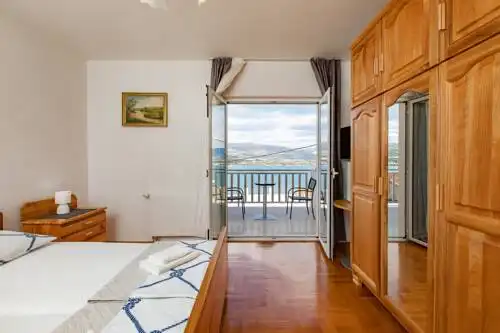 Buenavista Beach House Trogir - 9