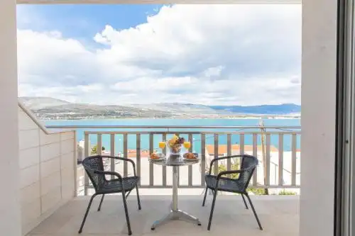 Buenavista Beach House Trogir - 13