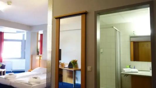 Plaza Inn Braunschweig City Nord - 2