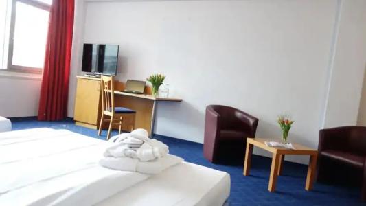 Plaza Inn Braunschweig City Nord - 1