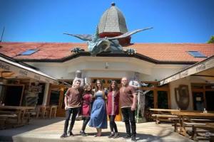 Excalibur miniHotel, Эгер