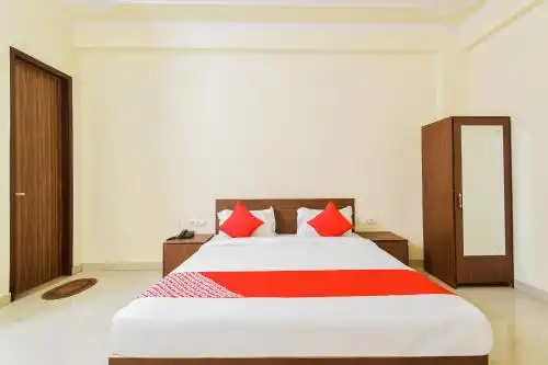 Oyo 26219 The Prince Park - 10