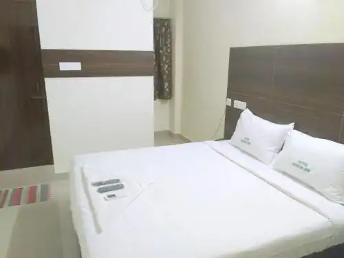 Amrita Mogappair - 4
