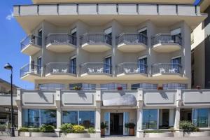 Hotel «Dei Cesari», Беллария-Иджеа-Марина