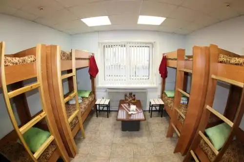 Hostel Adres - 60