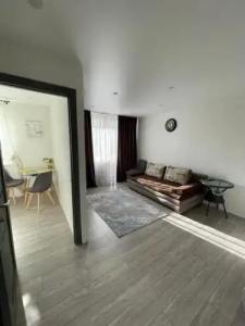 Центр Краснооктябрьская, 5 - 2