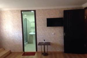 Tbilisi Art Gate Hostel, Тбилиси