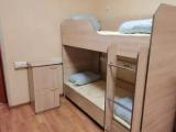 Кровать в общем номере для мужчин с 4 кроватями