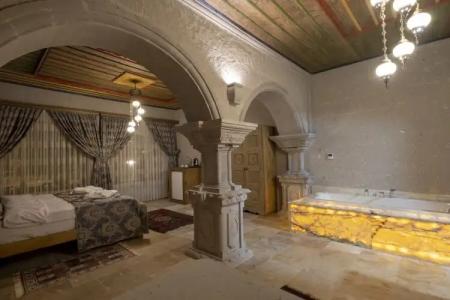 Underground Cave Suites - 122