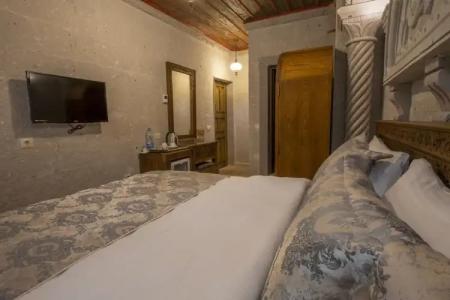 Underground Cave Suites - 14