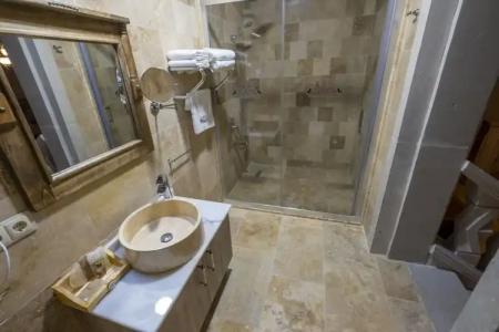 Underground Cave Suites - 126