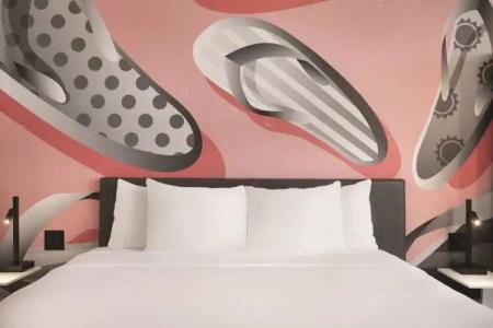 Radisson Red Miami Airport - 5