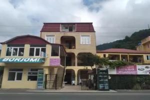 Hotel «Naira», Гонио