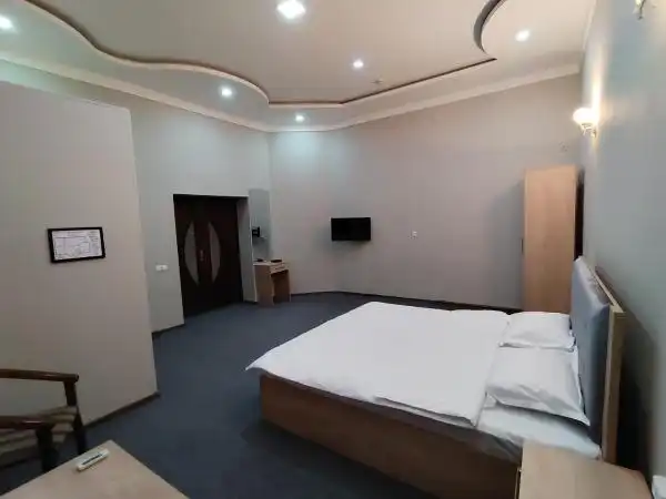 Hide - 7