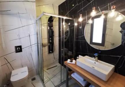 Liberty of Nafplio - 38