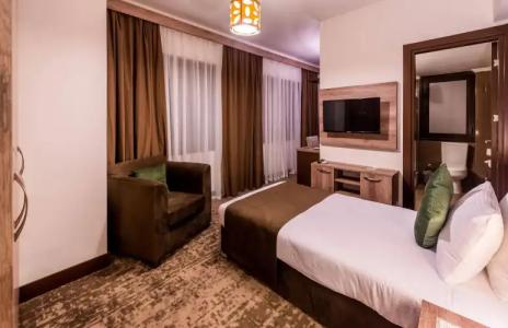 Oscar Park Elite By Historical Salamis - 24