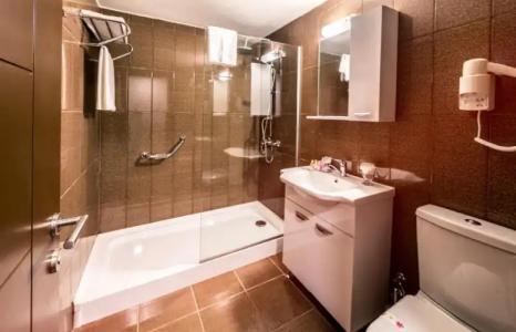 Oscar Park Elite By Historical Salamis - 56