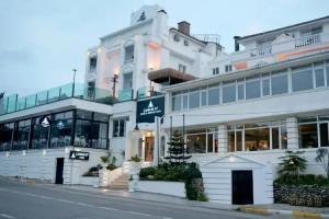 Çamlık 87 Hotel Ayvalık, Айвалык