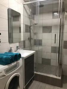 Уютная 2х комн. квартира, в самом центре города. - 6