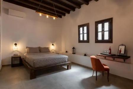 Ancient Knights Luxury Suites - 43