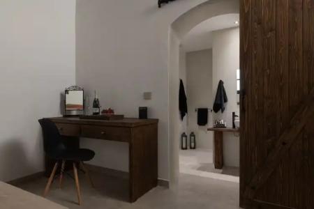 Ancient Knights Luxury Suites - 27