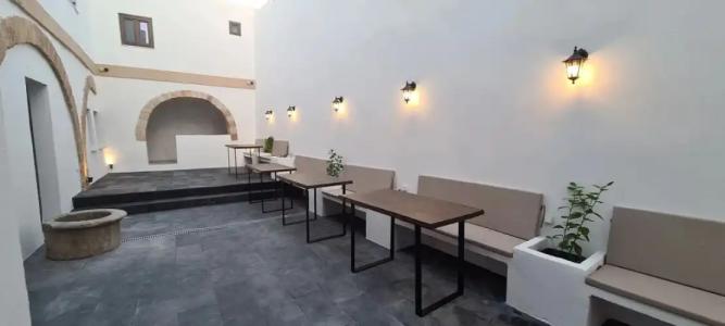 Ancient Knights Luxury Suites - 14