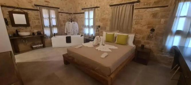 Ancient Knights Luxury Suites - 52