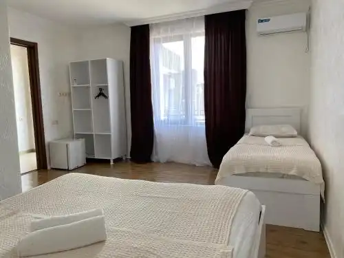 Dadiani Guest House - 13
