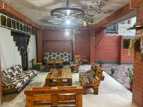Dadiani Guest House - 10