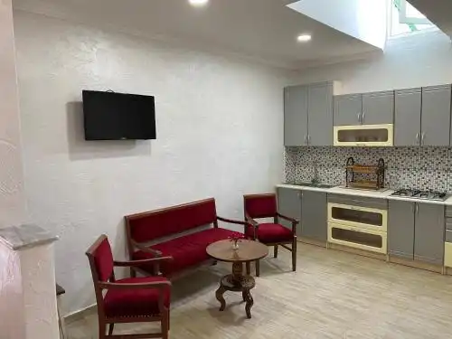 Dadiani Guest House - 8
