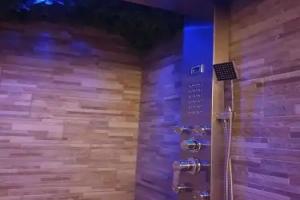 Royalty Rooms & Spa, Неаполь