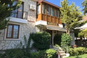 Мини-отель «Bizim Ev Otel Alaçatı», Измир
