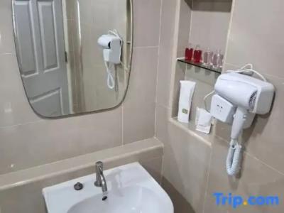 The Cosy River - 211