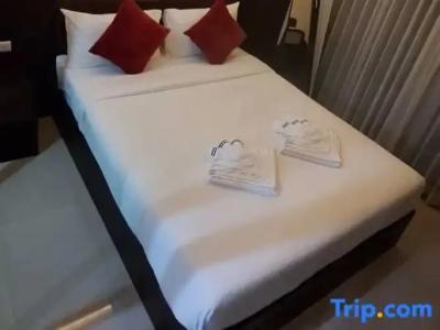 The Cosy River - 192