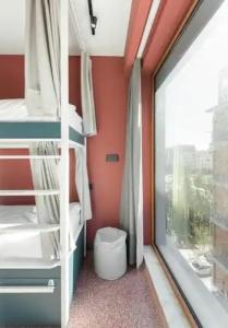 Zeus is Loose Hostel - 51