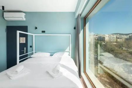 Zeus is Loose Hostel - 96