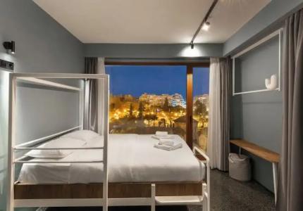 Zeus is Loose Hostel - 1
