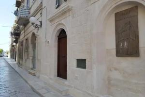 Edward Rooms & Wellness, Трани