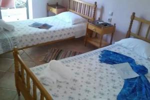 Elizabeth Hotel, Калифея