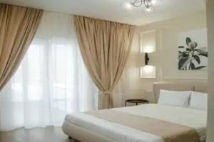Dream Hotel, Измаил