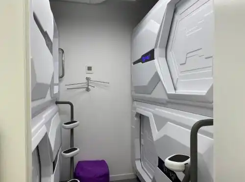 Av-1 Capsule - 39