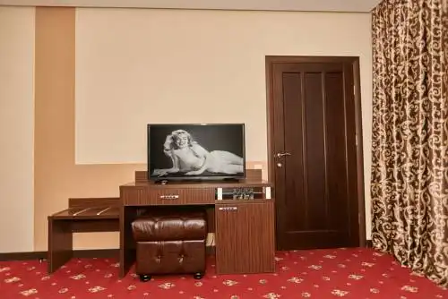 Монро - 38